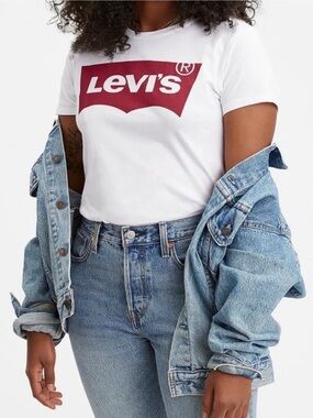 Levi's White Tee with Gray Logo Print